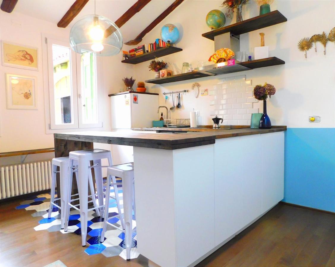 Bologna City Center Aldrovandi Flat Екстериор снимка